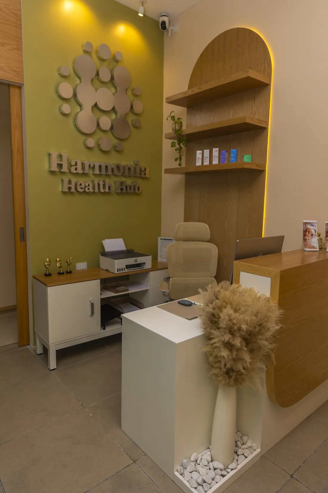 Recepción de Harmonia Health Hub, Altabrisa, Mérida